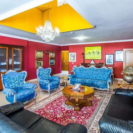 Elegancia Villa *